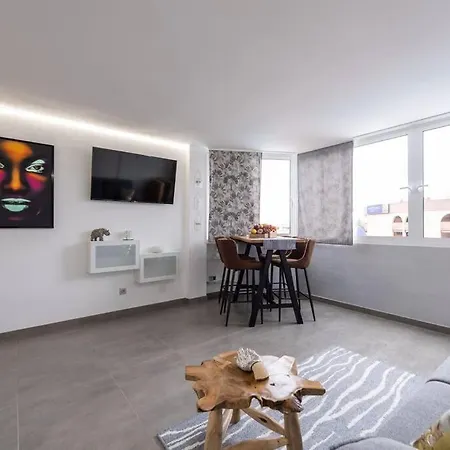 Attico Playa De Ingles Near Yumbo With Parking And Swimming Pool Appartement Playa del Inglés